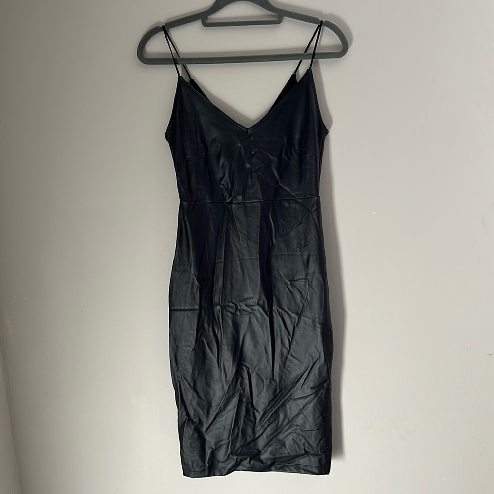 Forever 21 black faux leather slip dress stretch bodycon S small EUC like new